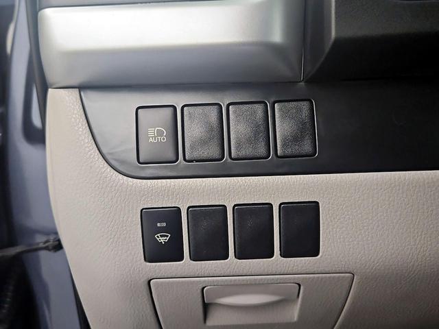 Photo of 2019 Blue Toyota Highlander