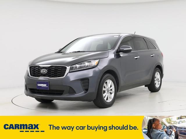 Photo of 2020 Gray Kia Sorento