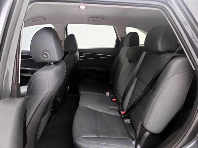 Photo of 2020 Gray Kia Sorento