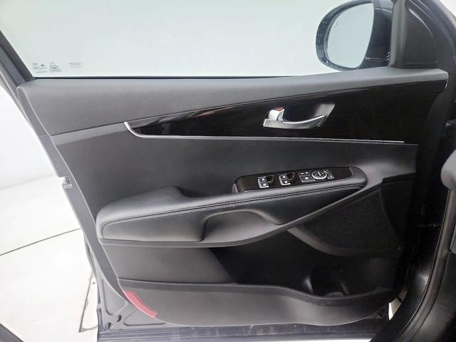 Photo of 2020 Gray Kia Sorento