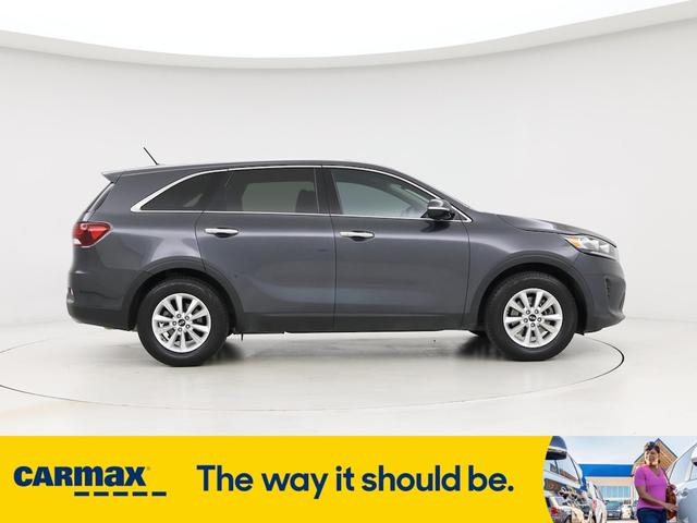 Photo of 2020 Gray Kia Sorento