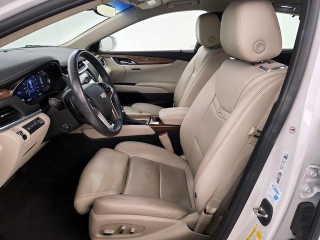 Photo of 2019 White Cadillac XTS