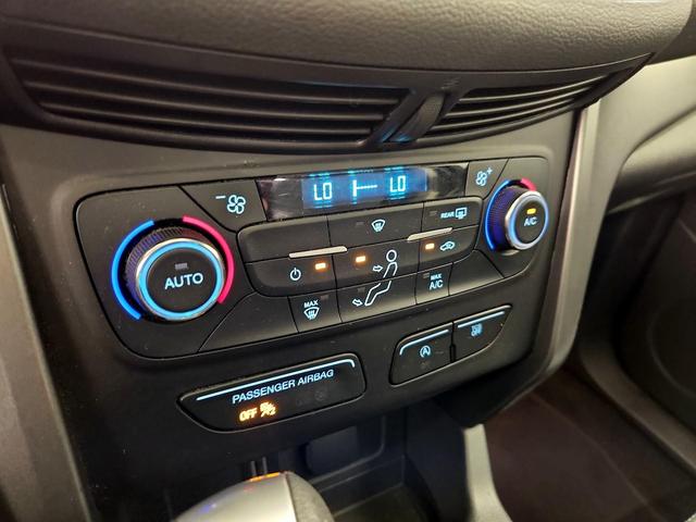 Photo of 2017 Gray Ford Escape