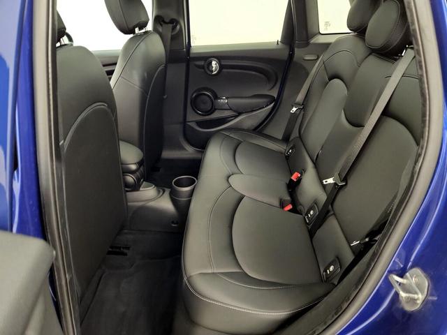 Photo of 2019 Blue MINI Hardtop