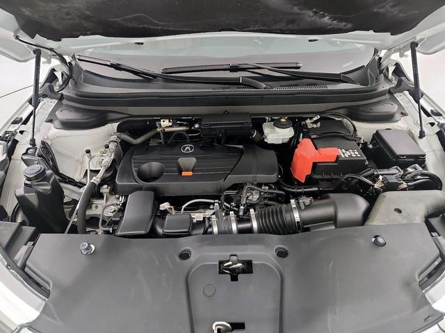 Photo of 2021 White Acura RDX