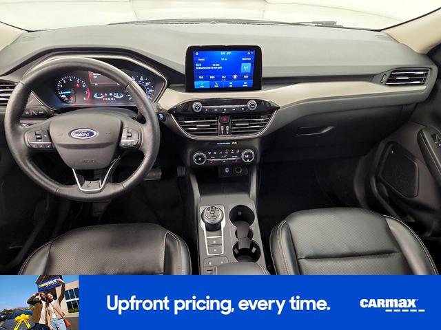 Photo of 2020 Silver Ford Escape