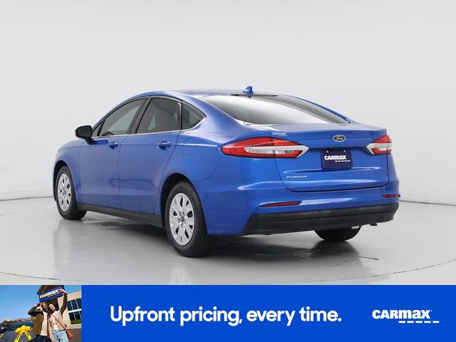 Photo of 2020 Blue Ford Fusion