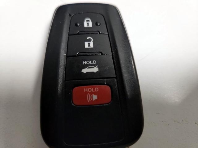 Photo of 2022 Gray Toyota Corolla Hybrid