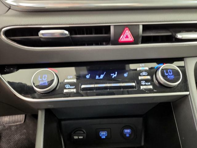 Photo of 2021 Red Hyundai SONATA