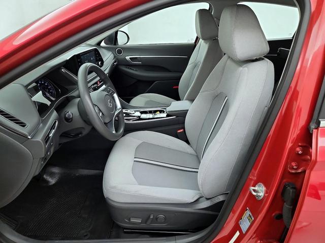 Photo of 2021 Red Hyundai SONATA