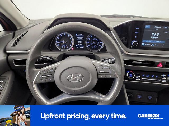 Photo of 2021 Red Hyundai SONATA
