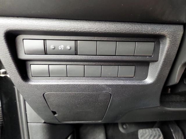 Photo of 2023 Black Mitsubishi Outlander