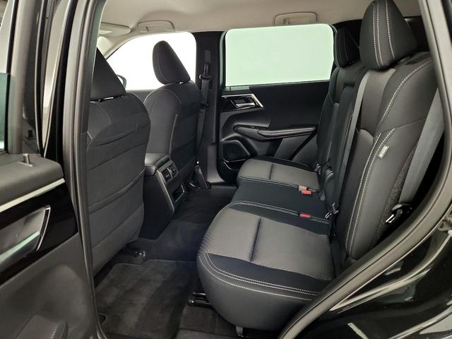 Photo of 2023 Black Mitsubishi Outlander