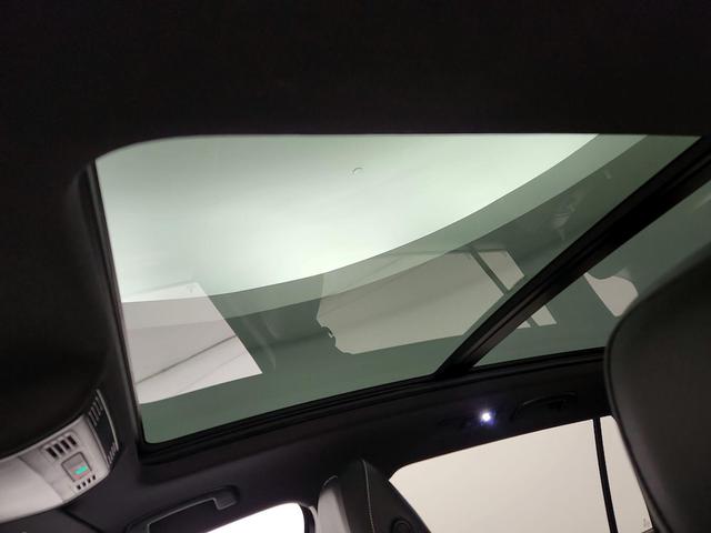 Photo of 2022 Black Volkswagen Tiguan