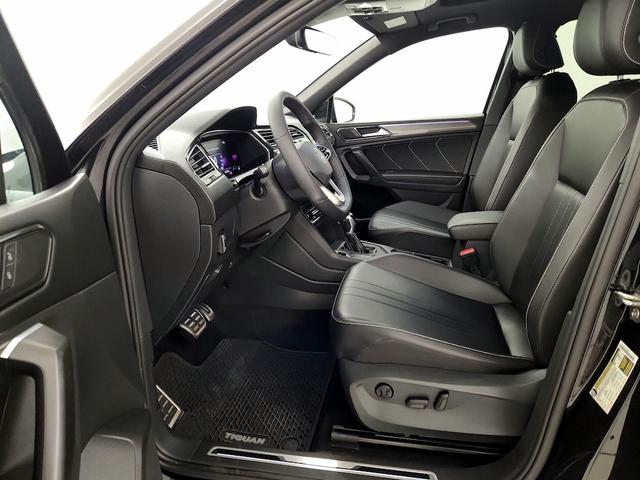 Photo of 2022 Black Volkswagen Tiguan