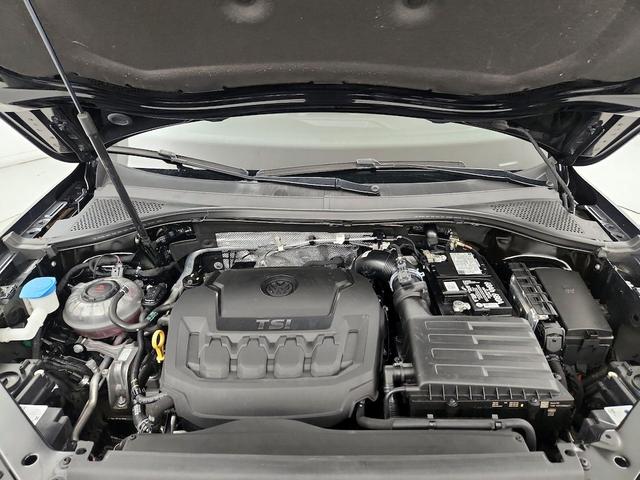 Photo of 2022 Black Volkswagen Tiguan