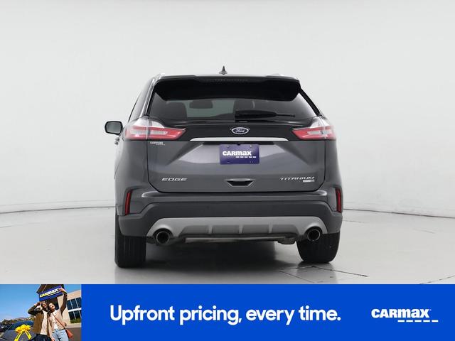Photo of 2020 Gray Ford Edge
