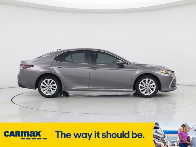 Photo of 2023 Gray Toyota Camry