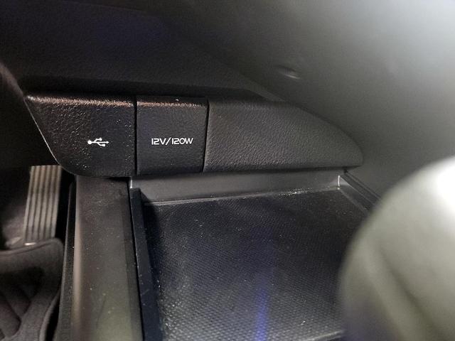 Photo of 2023 Gray Toyota Camry