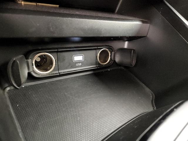 Photo of 2023 White Kia Soul