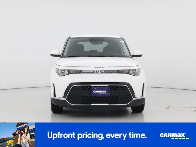 Photo of 2023 White Kia Soul