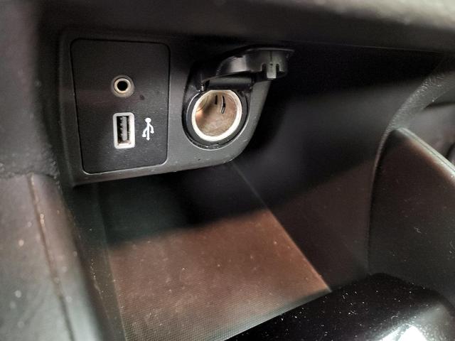 Photo of 2021 Gray Nissan Versa