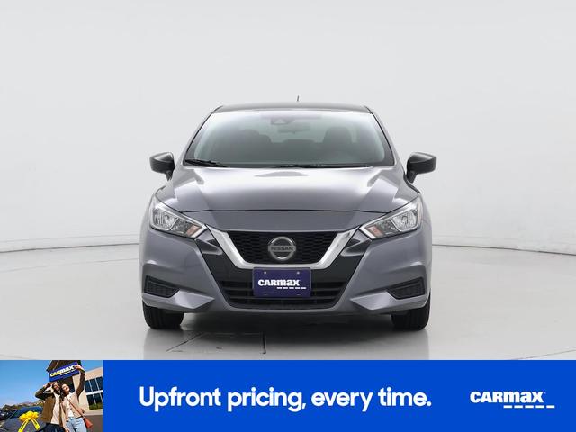 Photo of 2021 Gray Nissan Versa