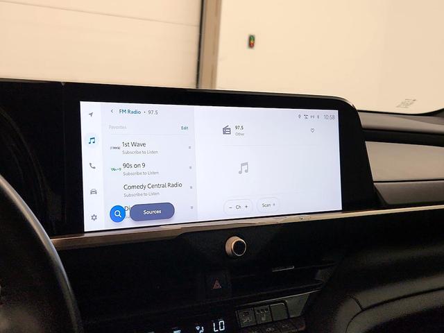 Photo of 2023 White Toyota Crown
