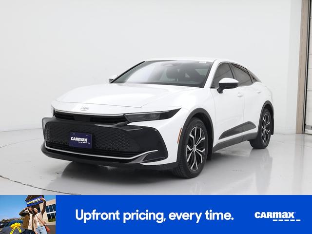 Photo of 2023 White Toyota Crown