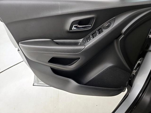 Photo of 2021 Silver Chevrolet Trax