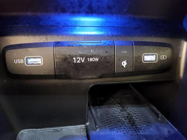 Photo of 2023 Black Hyundai TUCSON