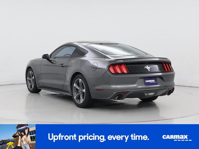 Photo of 2015 Gray Ford Mustang