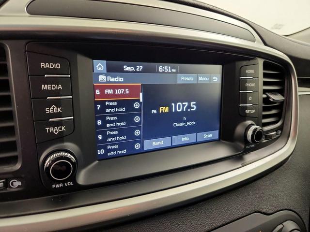 Photo of 2019 Gray Kia Sorento
