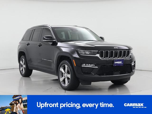Photo of 2022 Black Jeep Grand Cherokee
