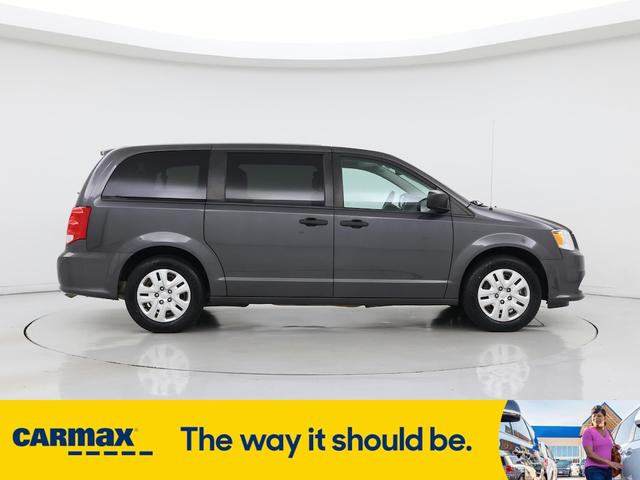 Photo of 2020 Gray Dodge Grand Caravan