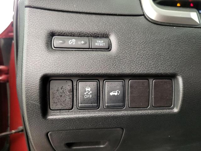 Photo of 2015 Red Nissan Murano
