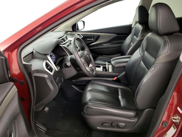 Photo of 2015 Red Nissan Murano