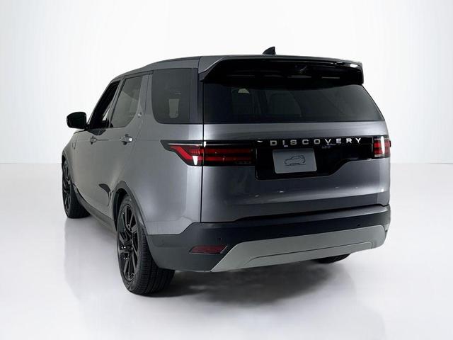Photo of 2025 Eiger Grey Land Rover Discovery