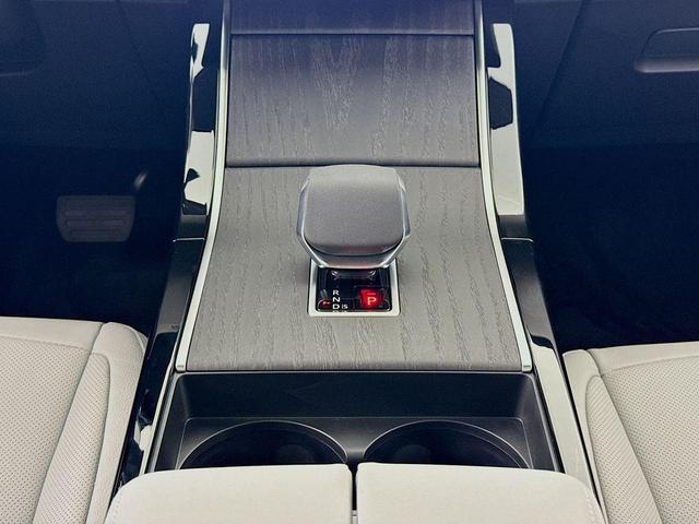 Photo of 2026 Tribeca Blue Land Rover Range Rover Evoque