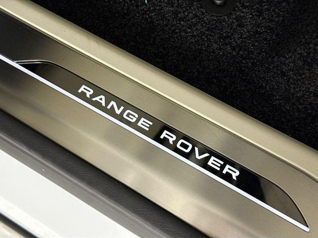 Photo of 2025 Fuji White Land Rover Range Rover
