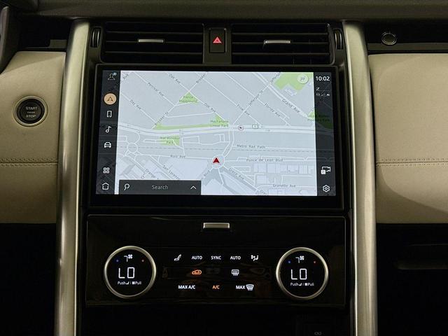 Photo of 2024 Santorini Black Land Rover Discovery