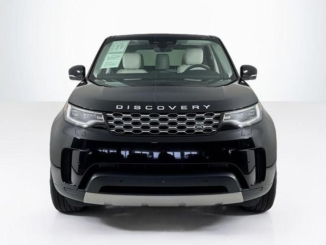 Photo of 2024 Santorini Black Land Rover Discovery