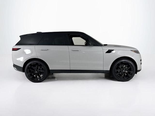 Photo of 2025 Borasco Grey Land Rover Range Rover Sport