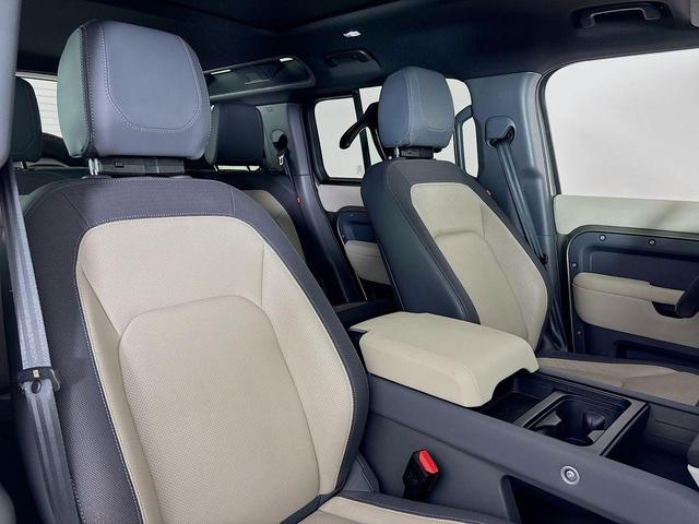 Photo of 2023 Pangea Green Land Rover Defender
