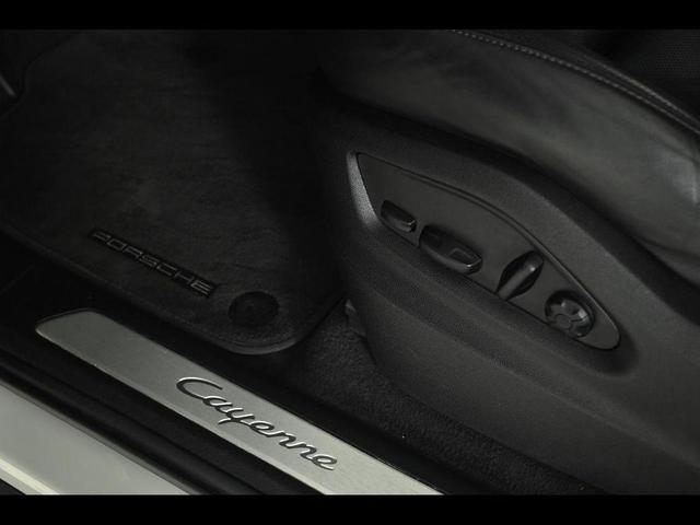 Photo of 2022 Chalk Porsche Cayenne