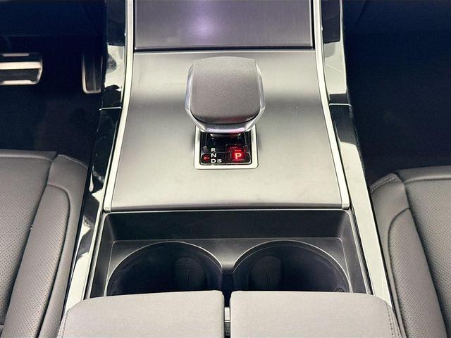 Photo of 2026 Arroios Grey Land Rover Range Rover Velar