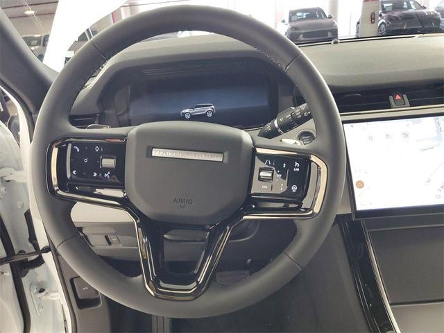 Photo of 2026 Fuji White Land Rover Range Rover Evoque