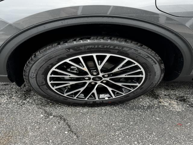 Photo of 2025 CARBONIZED GRAY METALLIC Ford Escape PHEV
