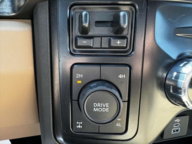 Photo of 2024 Agate Black Metallic Ford F-350