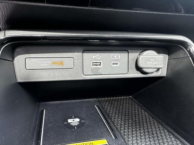 Photo of 2024 Platinum White Pearl Honda CR-V